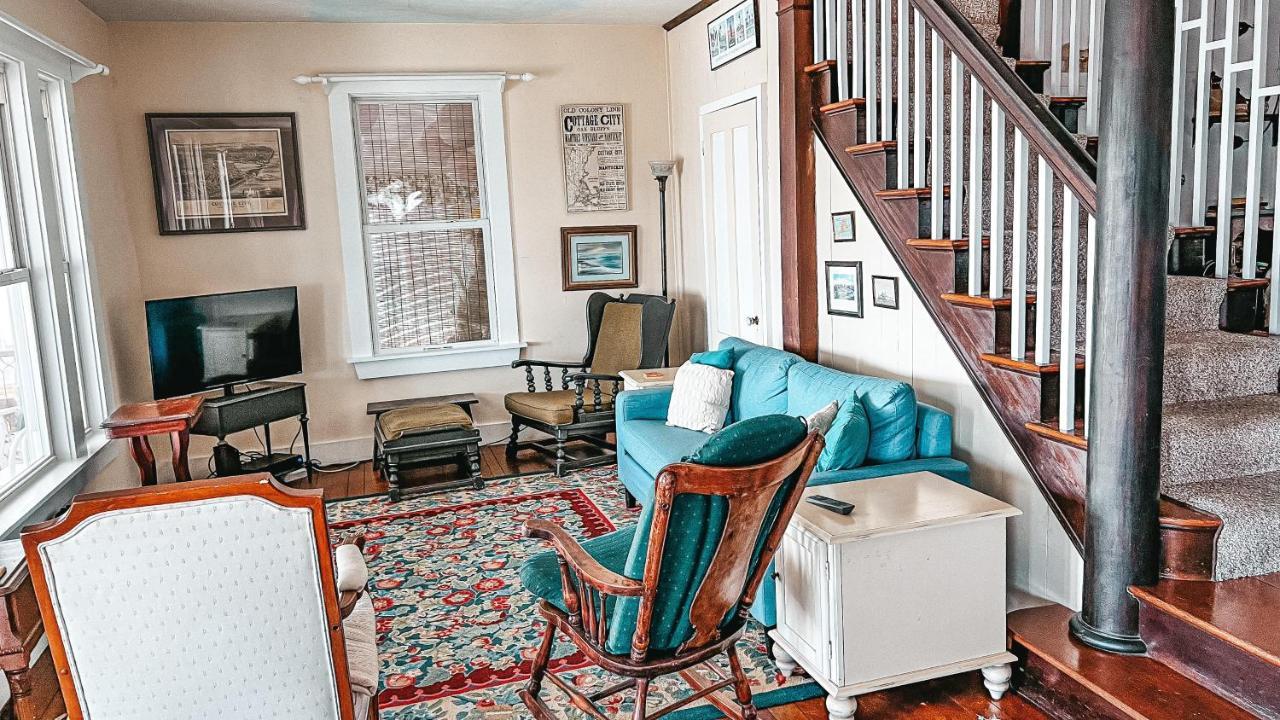 Capricorn House Oak Bluffs Dış mekan fotoğraf